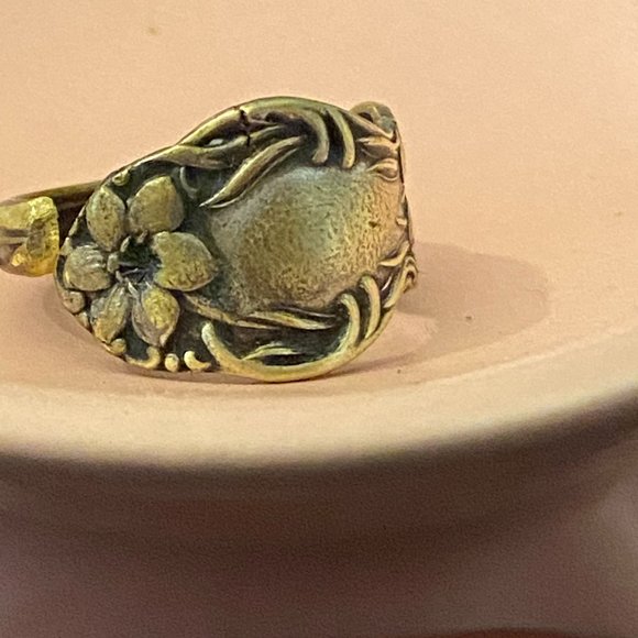 Handmade Vintage  floral Spoon Ring SZ 10 - Picture 2 of 3